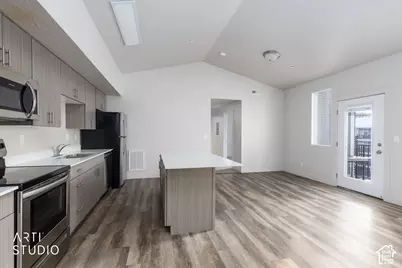 130 7th #C304, Ogden, UT 84404 - Photo 8