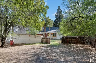 341 E 200 S, Provo, UT 84606 - Photo 24