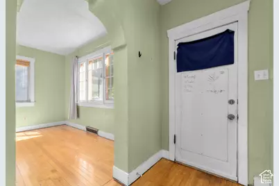 341 E 200 S, Provo, UT 84606 - Photo 4