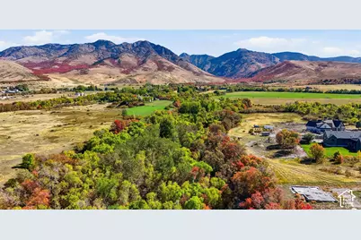 697 Cherry Pkwy #14, Richmond, UT 84333 - Photo 2