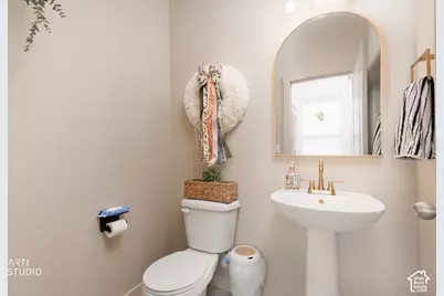 6439 W South Jordan Pkwy S, South Jordan, UT 84009 - Photo 24