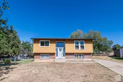 2804 W 4925 S, Roy, UT 84067 - Photo 2
