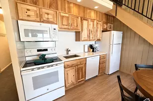 2176 S Bear Lake Blvd, Garden City, UT 84028 - Photo 4