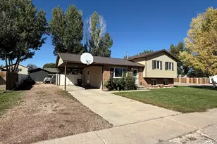 1216 S Birch Ave, Roosevelt, UT 84066 - Photo 2