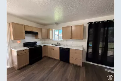 1216 S Birch Ave, Roosevelt, UT 84066 - Photo 6