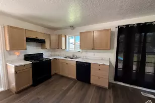 1216 S Birch Ave, Roosevelt, UT 84066 - Photo 6