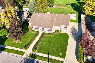 311 N Seemore Dr, Kaysville, UT 84037 - Photo 2