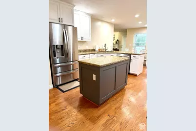 311 N Seemore Dr, Kaysville, UT 84037 - Photo 10