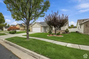 2212 Craig Ln, Syracuse, UT 84075 - Photo 36