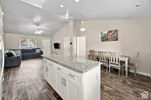 2212 Craig Ln, Syracuse, UT 84075 - Photo 6