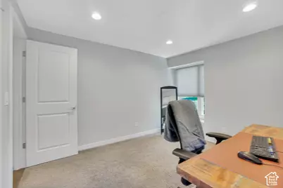2505 E Robidoux Rd, Sandy, UT 84093 - Photo 30