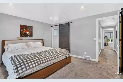 2505 E Robidoux Rd, Sandy, UT 84093 - Photo 16