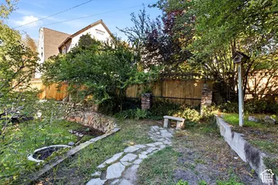 1049 S Military Dr E, Salt Lake City, UT 84105 - Photo 30