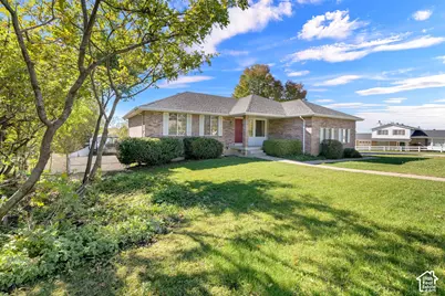 1356 Nicholls Rd, Fruit Heights, UT 84037 - Photo 2
