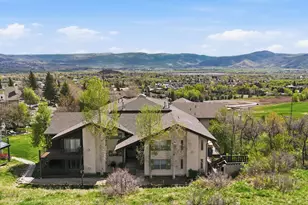 1041 W Grindelwald Ct, Midway, UT 84049 - Photo 8