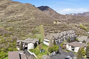 1041 W Grindelwald Ct, Midway, UT 84049 - Photo 4