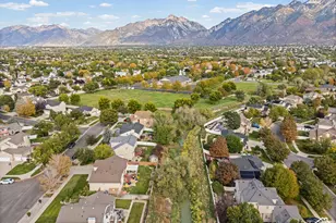 178 E Olive Berry Ln, Draper, UT 84020 - Photo 42