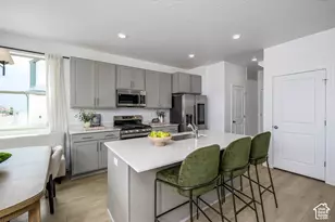 1523 S 900 W, Clearfield, UT 84015 - Photo 2