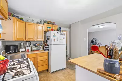 28 W 300 S, Springville, UT 84663 - Photo 16