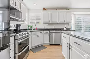 885 W 2310 N, West Bountiful, UT 84087 - Photo 22