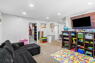 885 W 2310 N, West Bountiful, UT 84087 - Photo 42