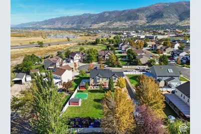 885 W 2310 N, West Bountiful, UT 84087 - Photo 10