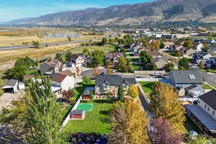885 W 2310 N, West Bountiful, UT 84087 - Photo 10