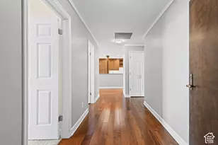 910 S Donner Way, Salt Lake City, UT 84108 - Photo 4