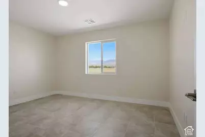 427 N Meadow Ln, Tropic, UT 84776 - Photo 10