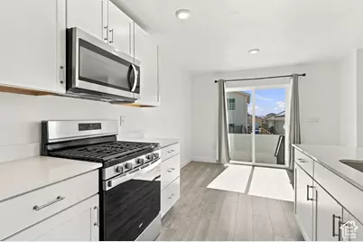 1712 E Fall St, Eagle Mountain, UT 84005 - Photo 8