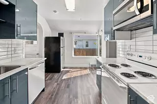 225 W 400 N, Logan, UT 84321 - Photo 10
