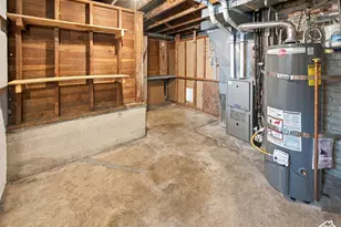 225 W 400 N, Logan, UT 84321 - Photo 24