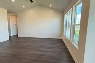 642 W 760 N, Tremonton, UT 84337 - Photo 6