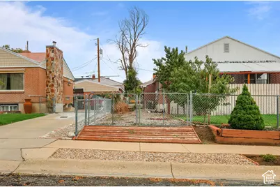647 E 400 S, Clearfield, UT 84015 - Photo 32