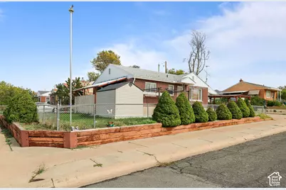 647 E 400 S, Clearfield, UT 84015 - Photo 2