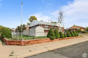 647 E 400 S, Clearfield, UT 84015 - Photo 2