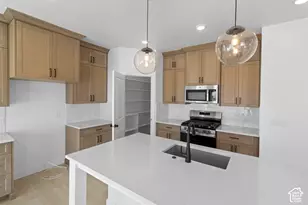 586 N 600 W, Smithfield, UT 84335 - Photo 4