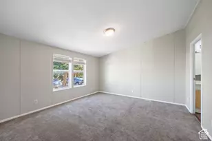5075 W 4700 S, Kearns, UT 84118 - Photo 10