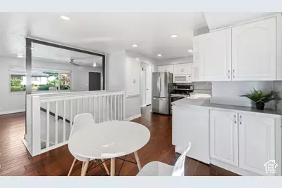 8746 S Gladiator Way, Sandy, UT 84094 - Photo 2