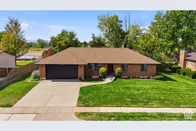 2581 N 2700 E, Layton, UT 84040 - Photo 2