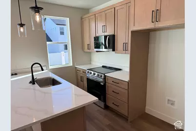 652 E Garden Dr #335, Eagle Mountain, UT 84005 - Photo 4