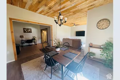 310 W Clark St, Grantsville, UT 84029 - Photo 6