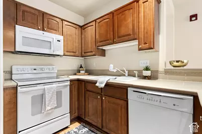 150 S 300 E #314, Salt Lake City, UT 84111 - Photo 6
