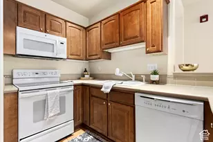 150 S 300 E, Salt Lake City, UT 84111 - Photo 6