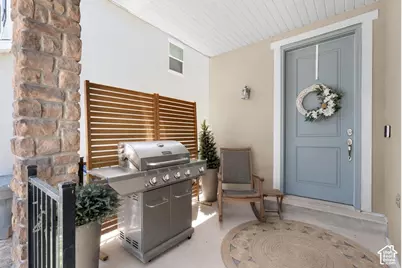 3024 S Willow Creek Dr W, Saratoga Springs, UT 84045 - Photo 2
