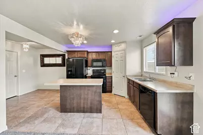 2442 N Wellington, Harrisville, UT 84414 - Photo 8