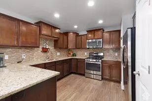 14270 S Draper Dr, Draper, UT 84020 - Photo 8