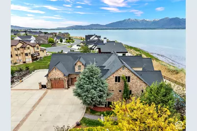 192 E Lakeside Ct, Saratoga Springs, UT 84045 - Photo 4