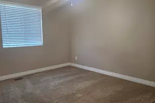 825 W 350 N, Tremonton, UT 84337 - Photo 12