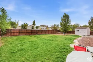 723 E Fox Run Dr, Tooele, UT 84074 - Photo 34